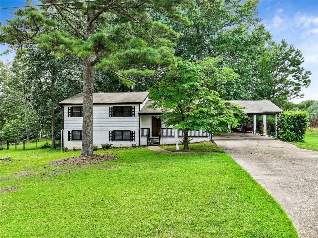 3918 Sherwood Drive, Douglasville