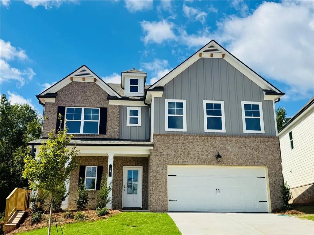 261 Fowler Farms Drive, Auburn