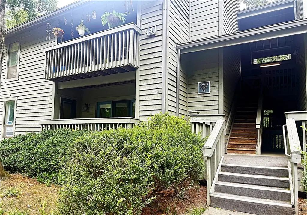413 Tuxworth Circle, Decatur