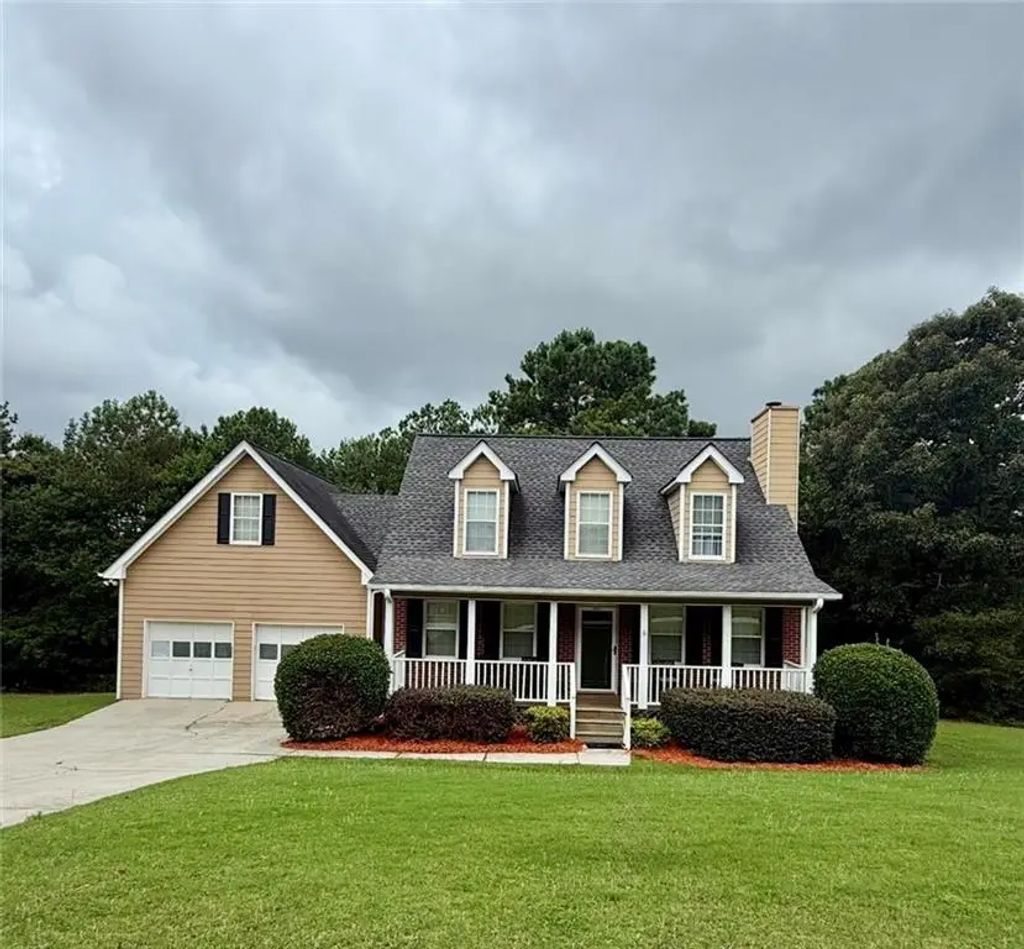 1290 Waterwood Drive, Loganville