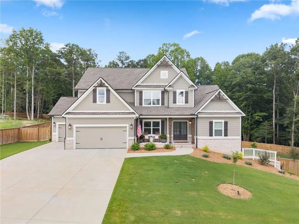1081 Holly Drive, Loganville