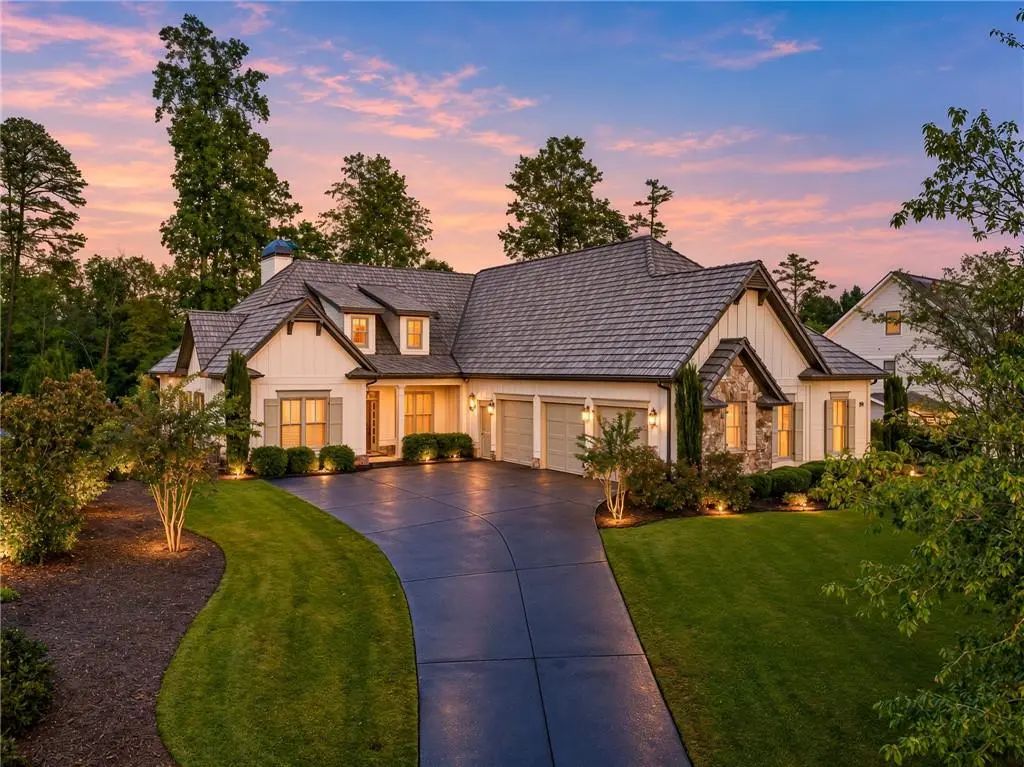 8 Fieldstone Court E, Dawsonville