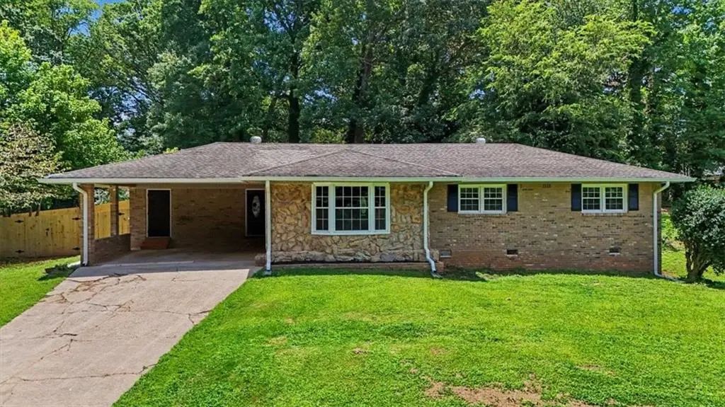 1595 Jacqueline Circle, Austell