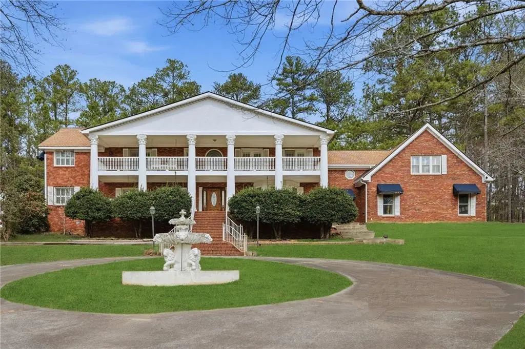 1961 Luke Edwards Road, Dacula