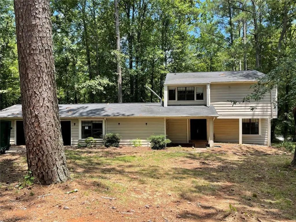 6859 Parkwood Court, Douglasville