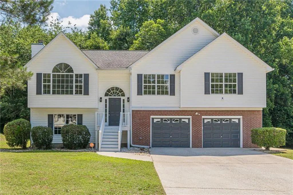 133 Four Oaks Drive, Powder Springs