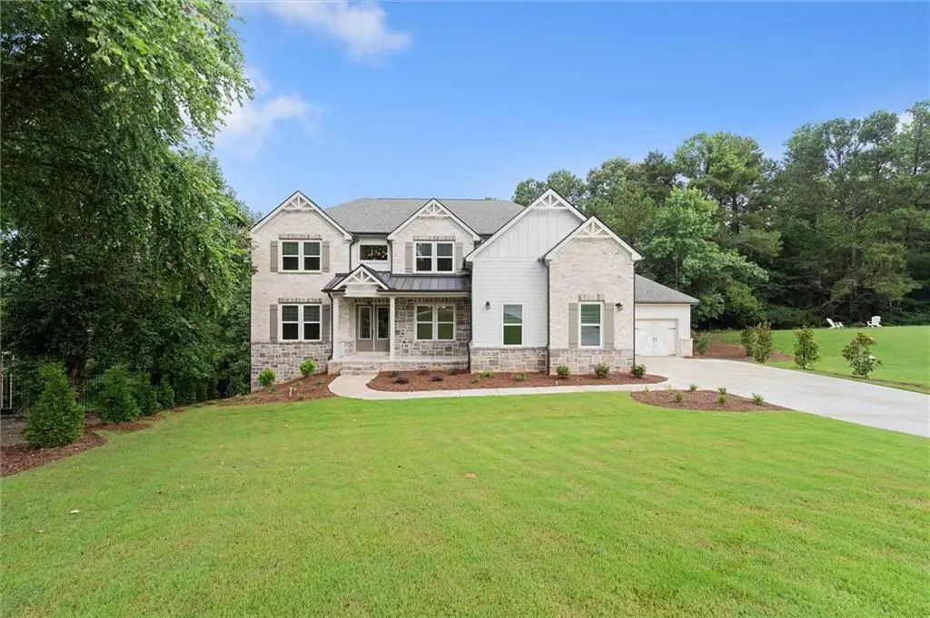 4538 Meadowland Way, Flowery Branch