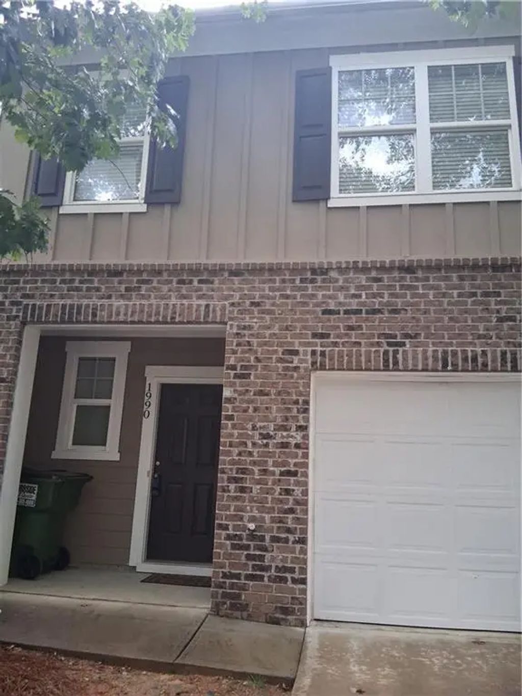 1990 E Millstream Hollow, Conyers