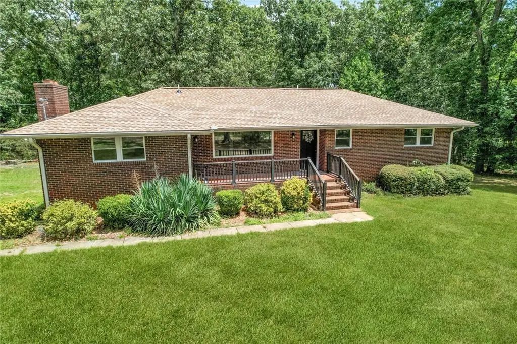 7034 Capps Ferry Road, Douglasville