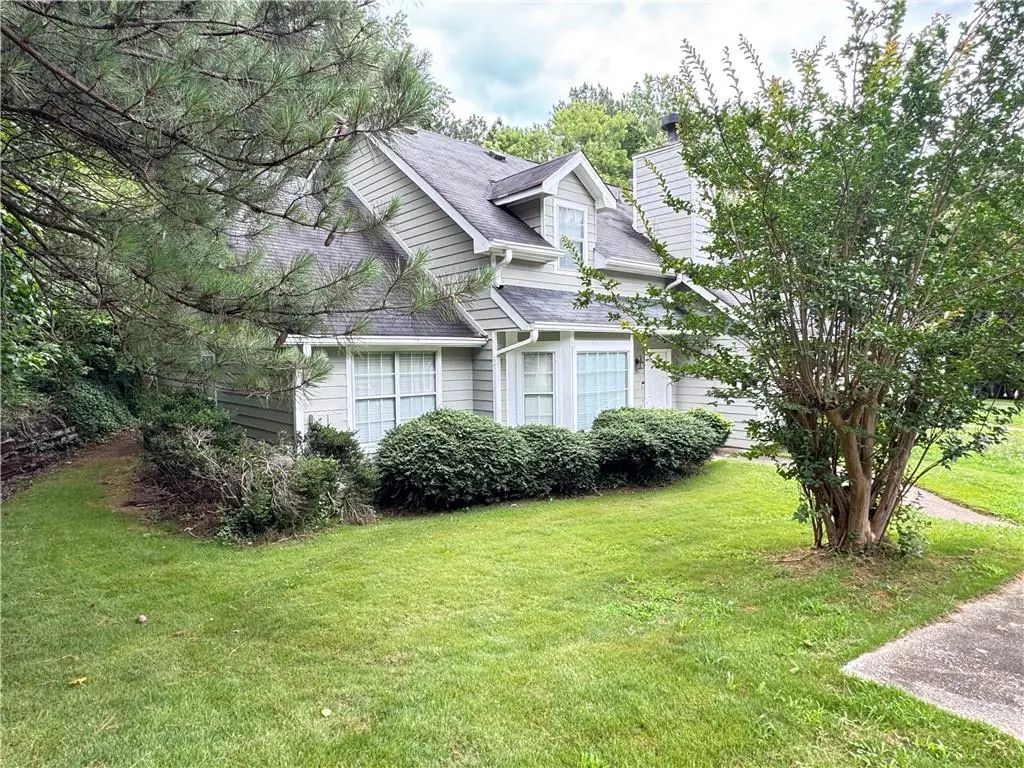 6847 S Lakewood Terrace, Douglasville