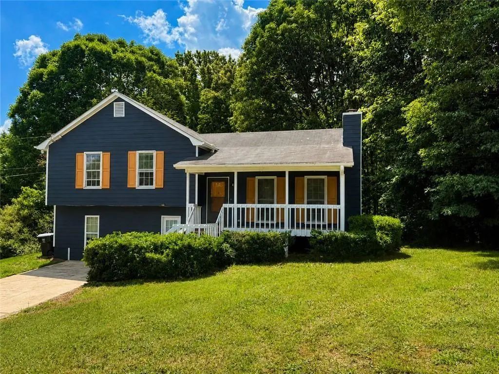 176 Deerfield Drive, Hiram