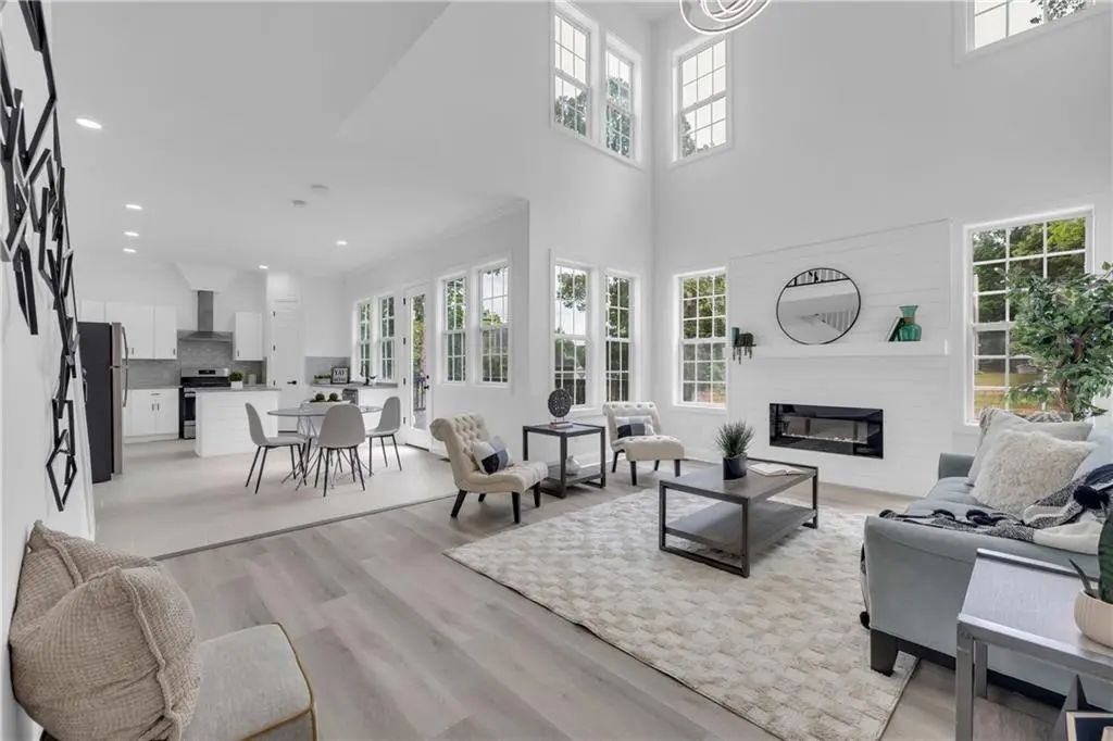 5401 S South Lake Drive, Douglasville