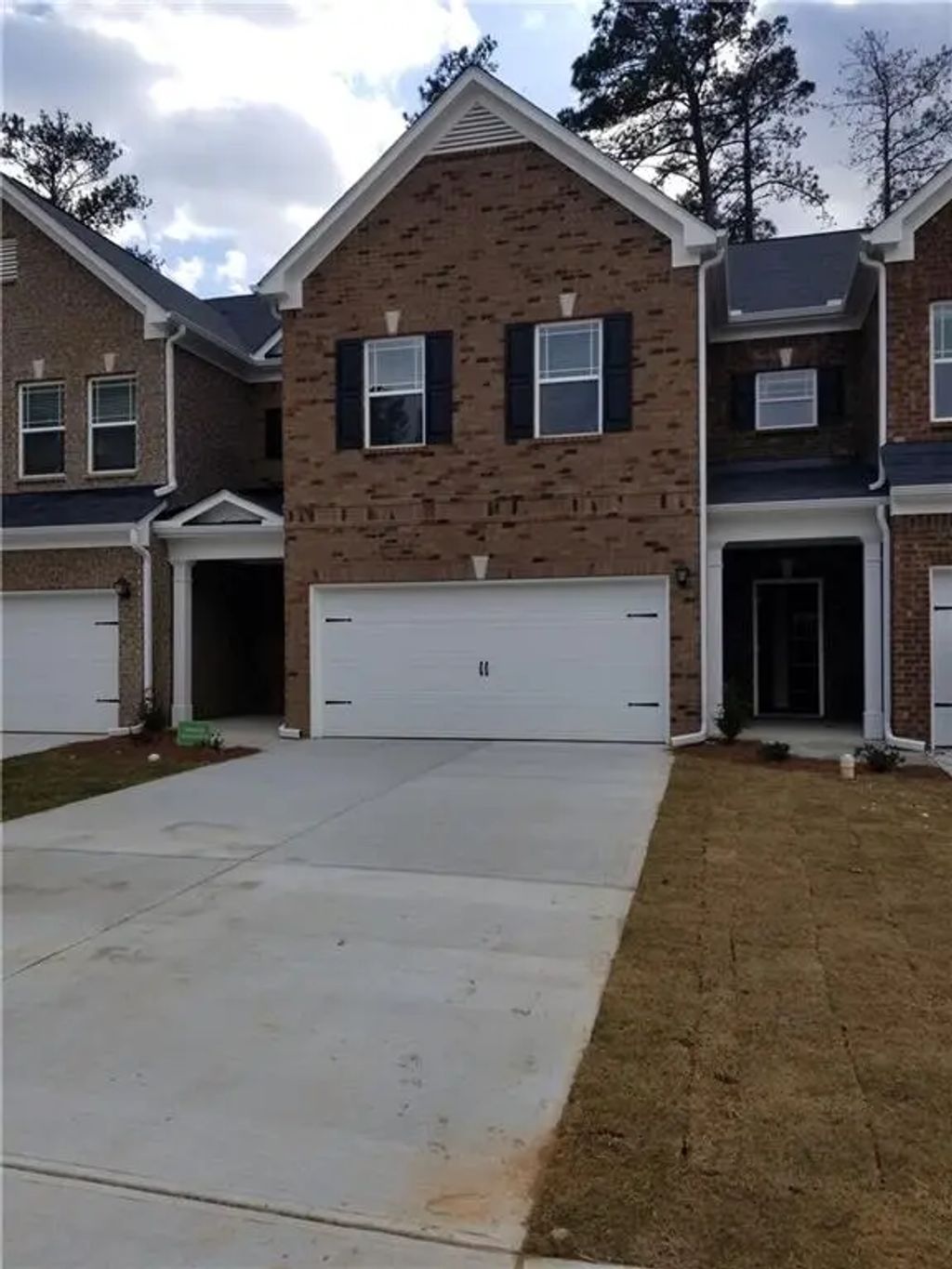 259 Green Bridge Court, Lawrenceville