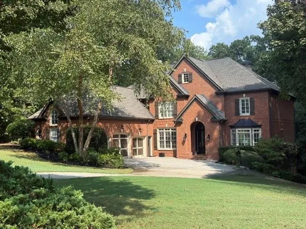 16054 Inverness Trail, Milton