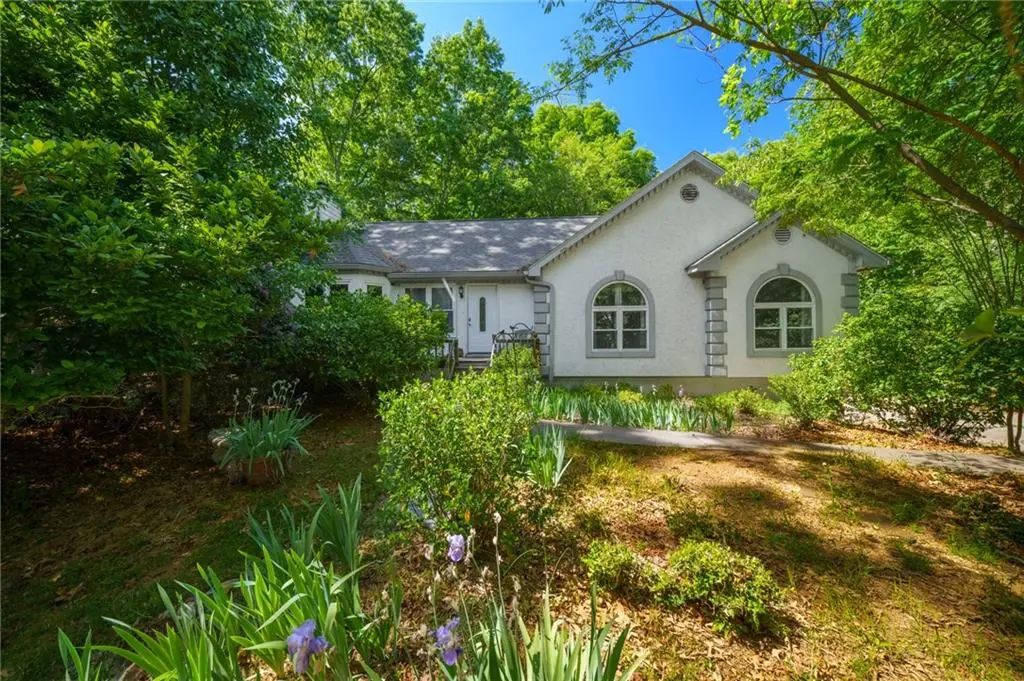 111 Allatoona Drive, Woodstock