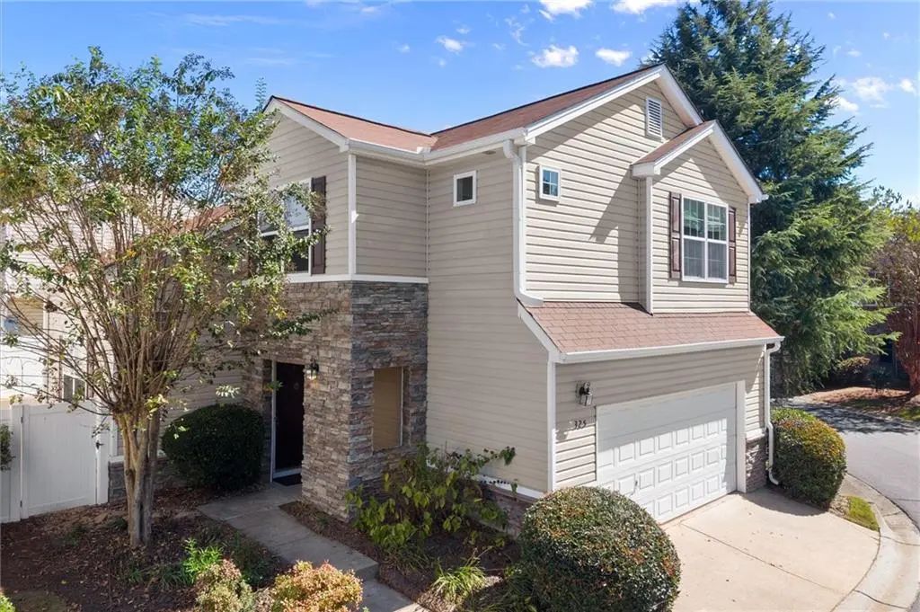 325 Hiawassee Drive, Woodstock