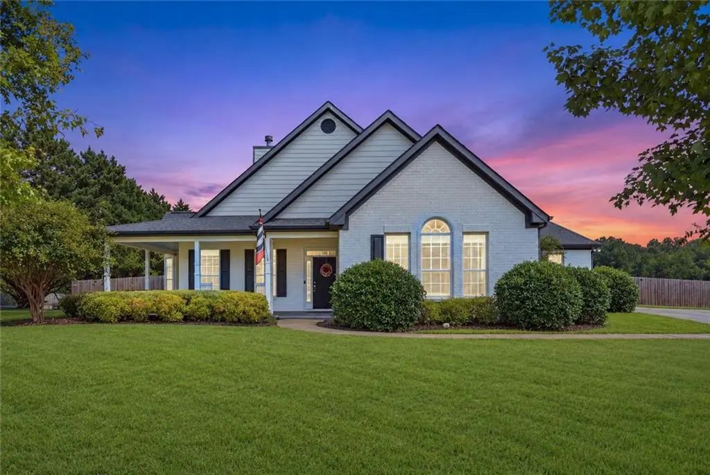 764 Appian Way, Statham