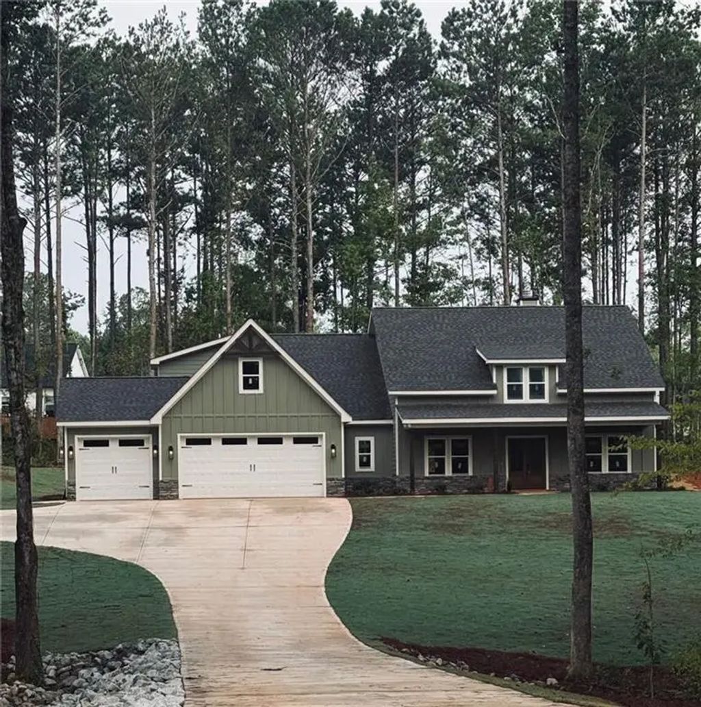 105 Holly Branch Path, Rockmart