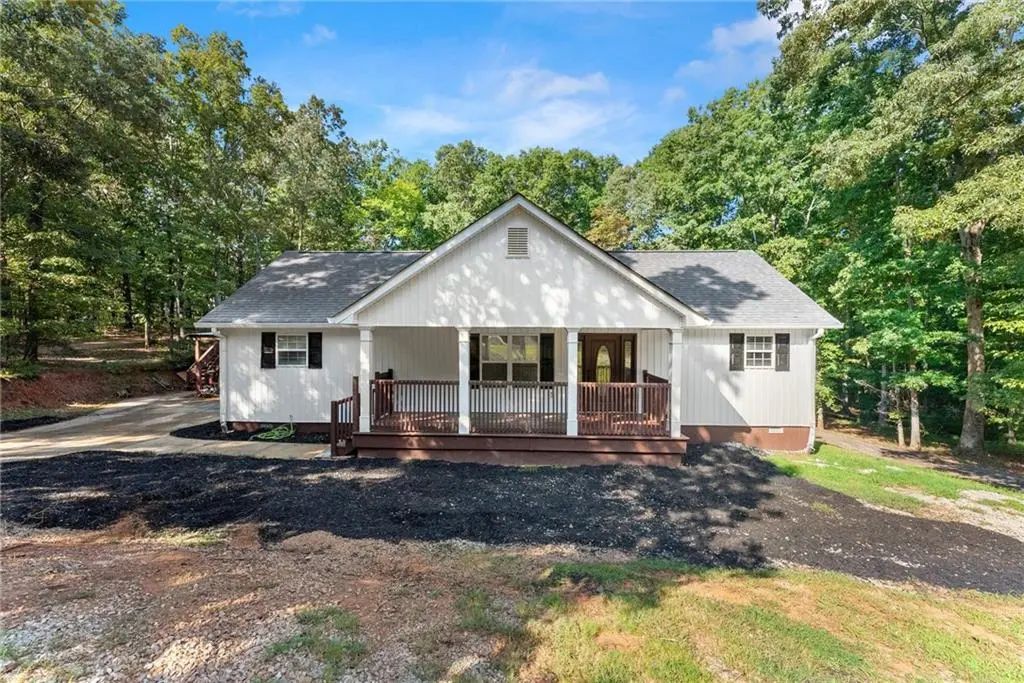 3528 Looper Lake Road, Gainesville
