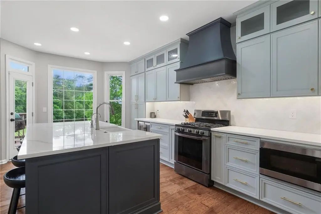 6105 Olde Atlanta Parkway, Suwanee