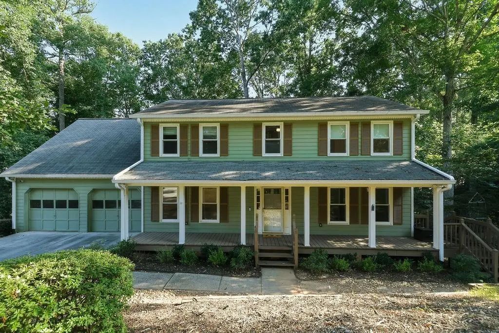 3879 Winners Court, Marietta