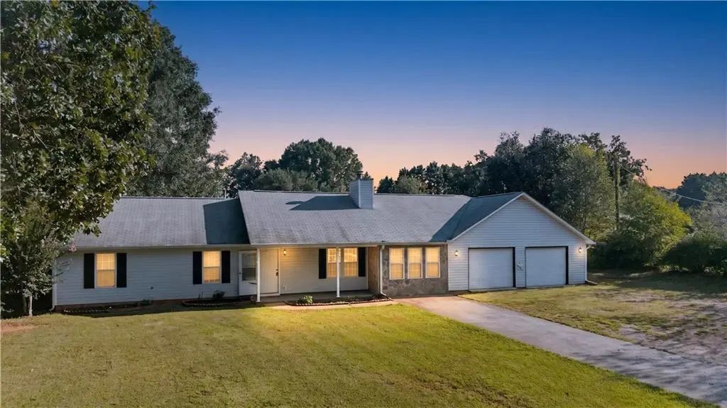 755 Peeksville Road, Locust Grove
