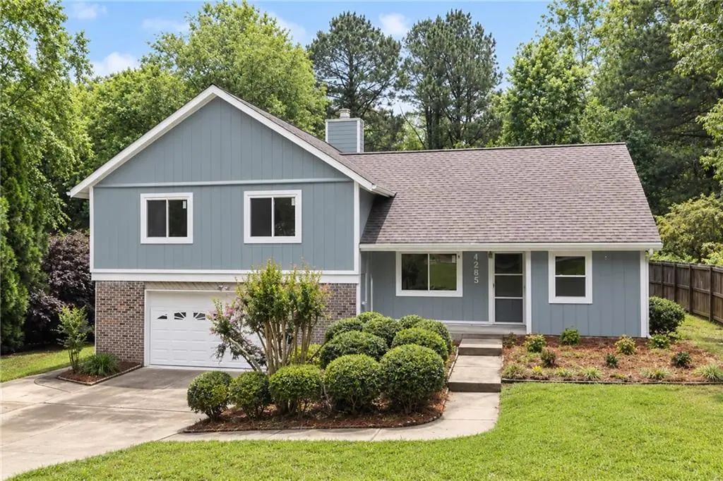 1235 Fairfield Drive, Marietta