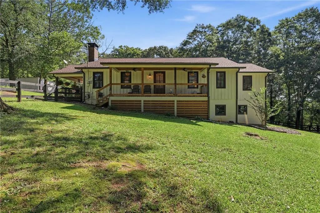 500 Ketron Drive, Clarkesville