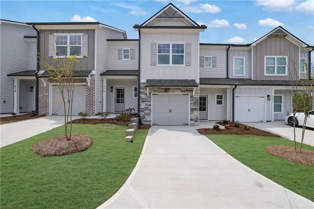 306 Heron Street, Unit #16, Ball Ground