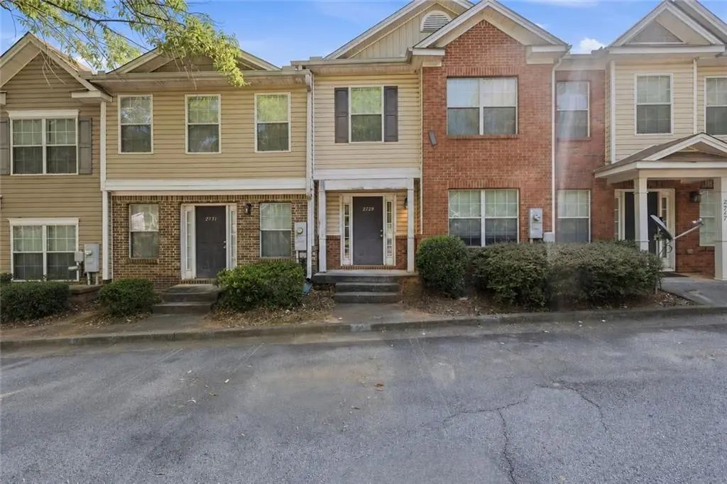 2729 Vining Ridge Terrace, Decatur