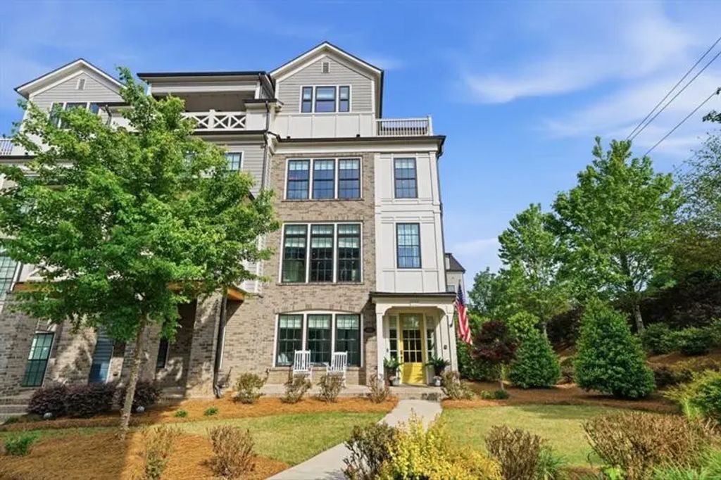 327 Concord Street, Alpharetta