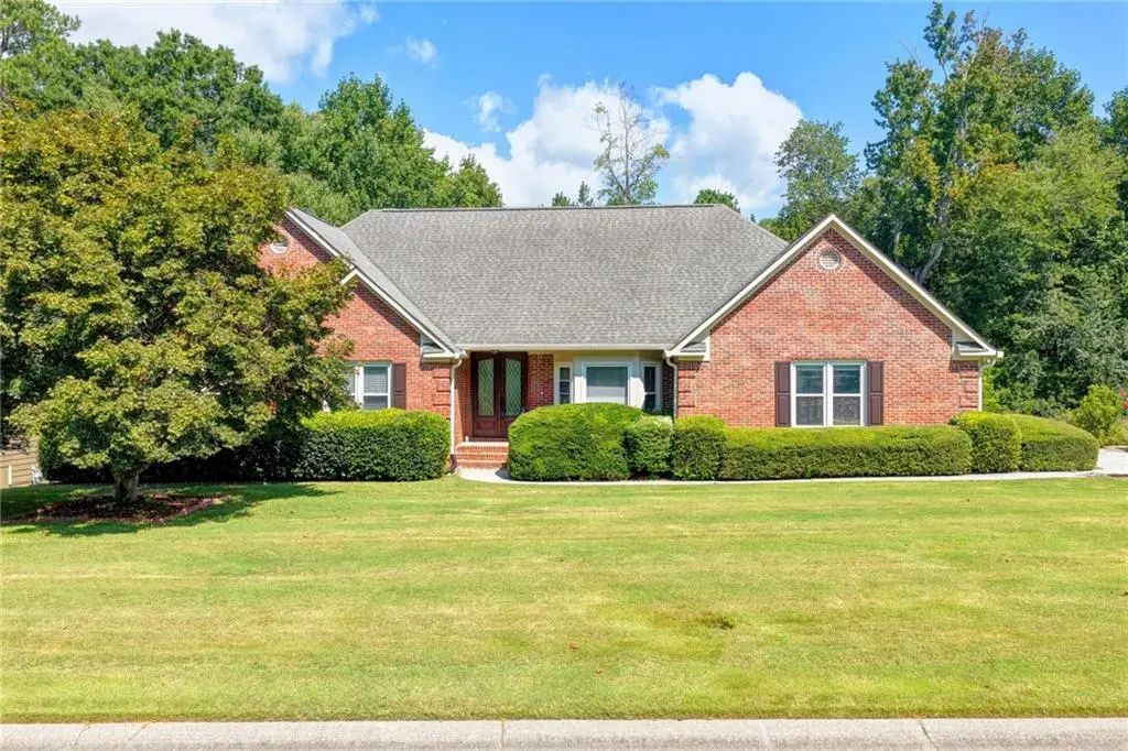 1975 Wynfield Point Drive, Buford