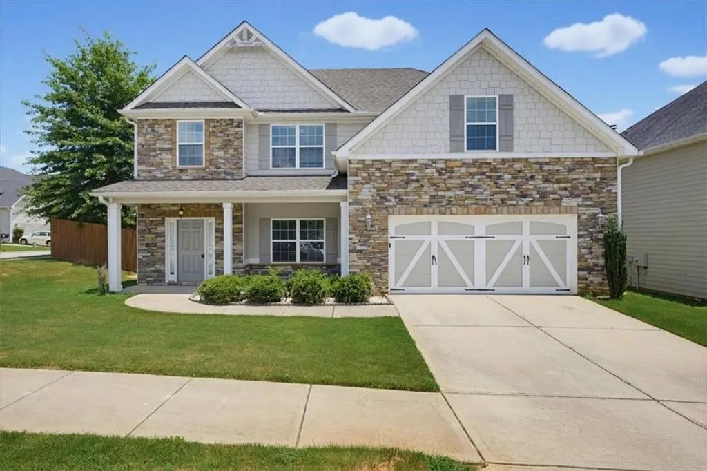 15 Hughston Walk, Newnan