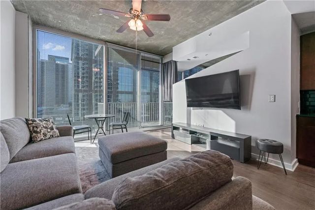 Unit 1009 - 400 W Peachtree Street Nw, Atlanta