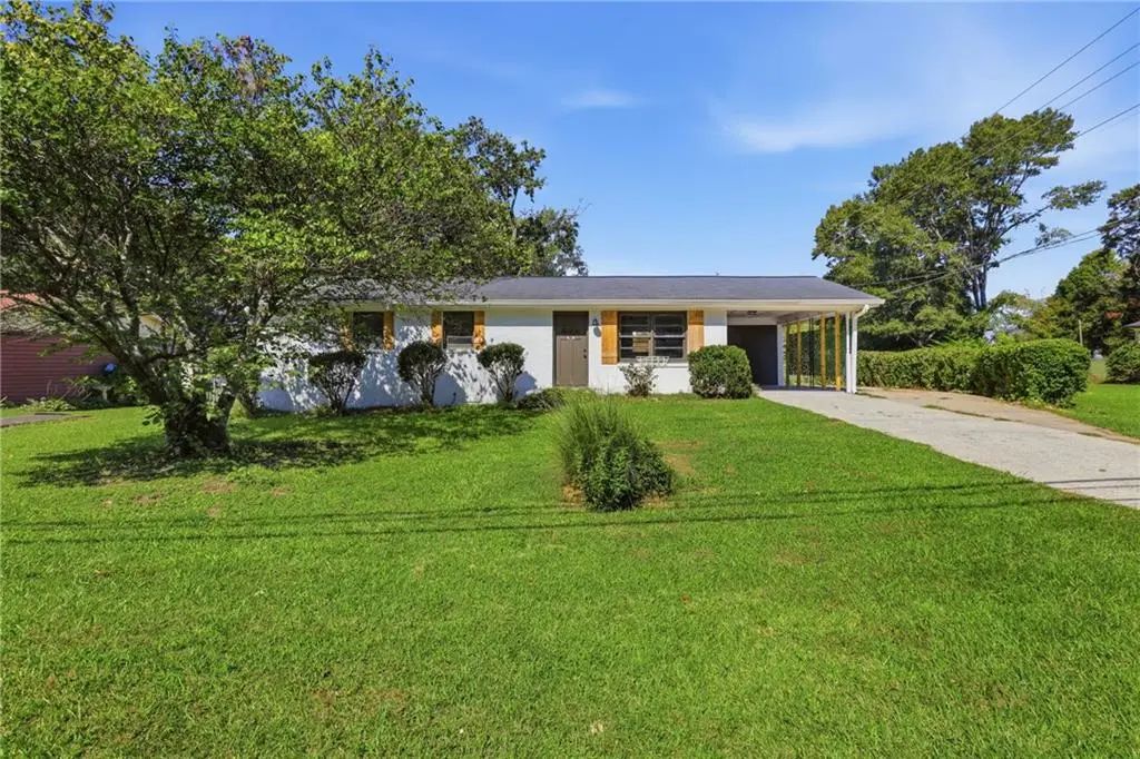 5734 Hill Road, Powder Springs