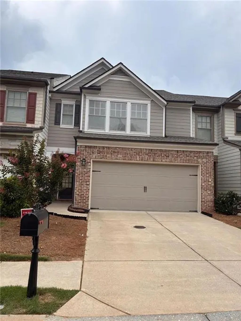 615 Township Circle, Alpharetta