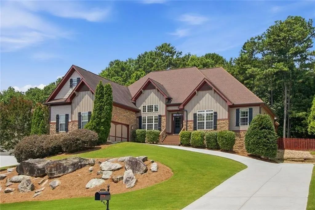 5827 Cliff Valley Way, Flowery Branch