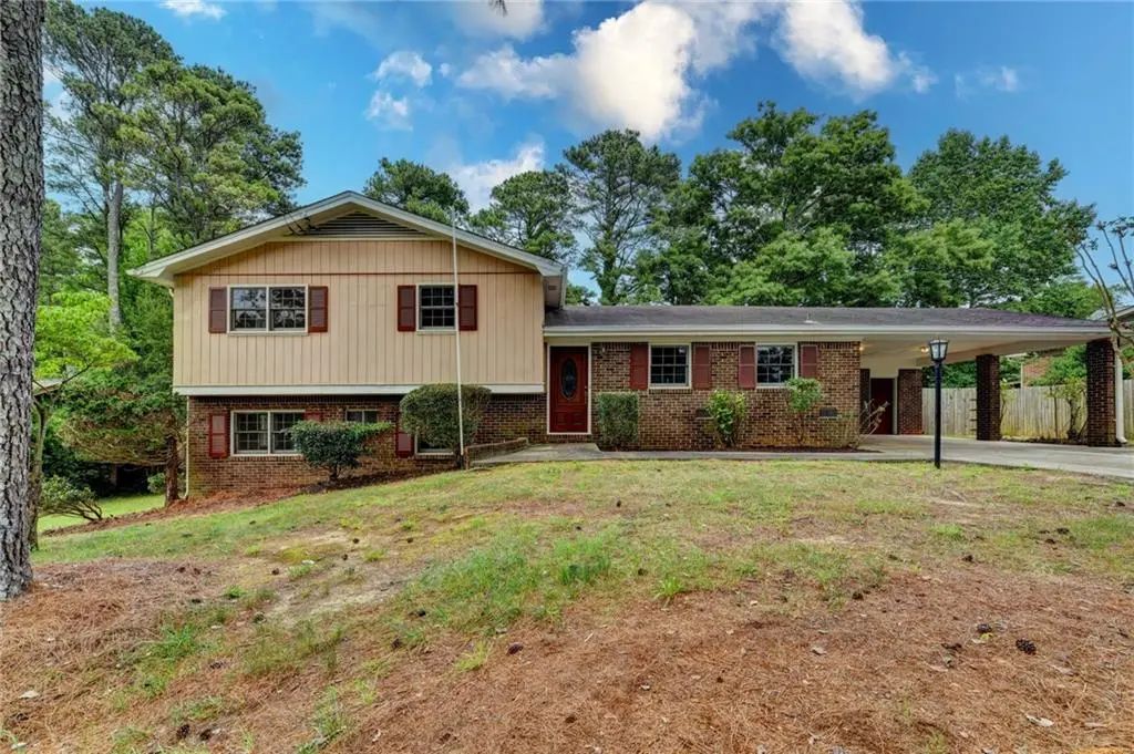 3318 Shorelake Drive, Tucker