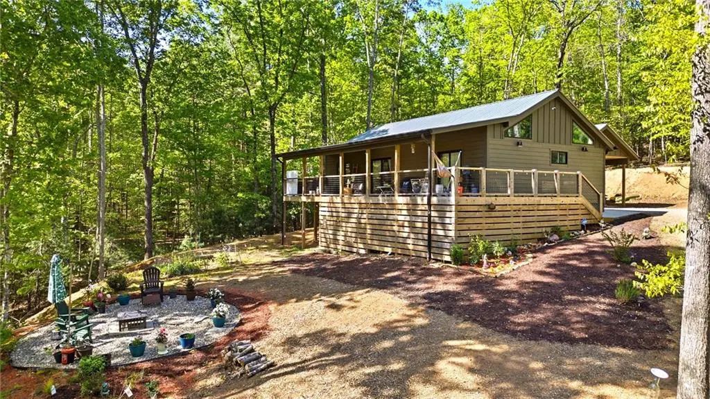 191 Oakwood Road, Blairsville