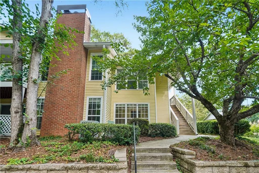 Unit H - 6818 Glenridge Drive, Atlanta