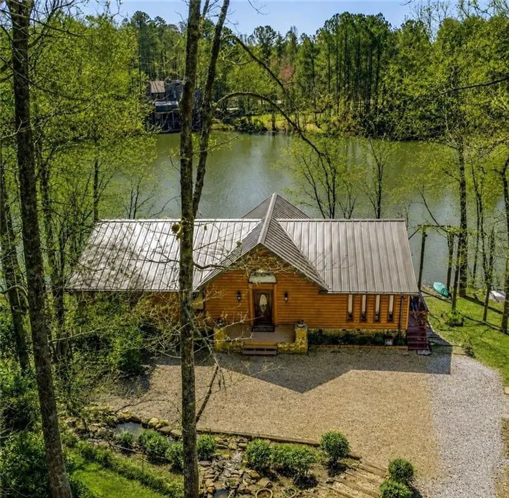 555 Rainbow Lake Drive, Dawsonville
