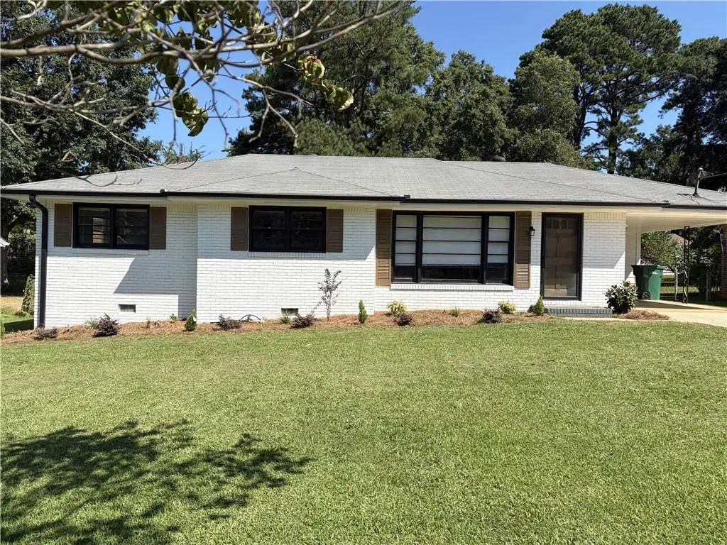 996 School Lane, Lake City