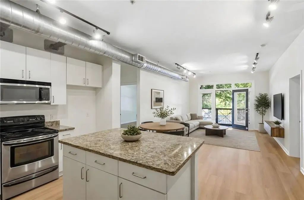 Unit 1204 - 5300 Peachtree Road, Atlanta