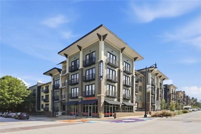 Unit 1204 - 5300 Peachtree Road, Atlanta