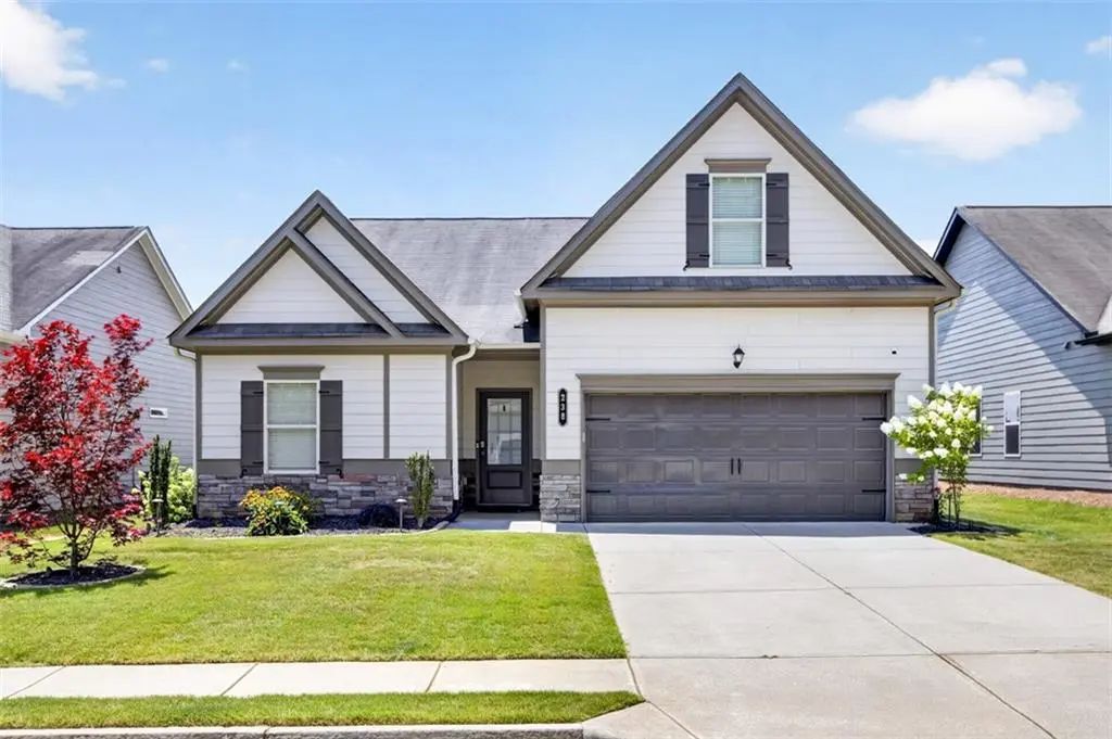 238 Prescott Circle, Canton