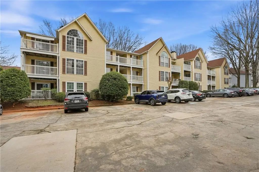 561 Cobblestone Trail, Avondale Estates