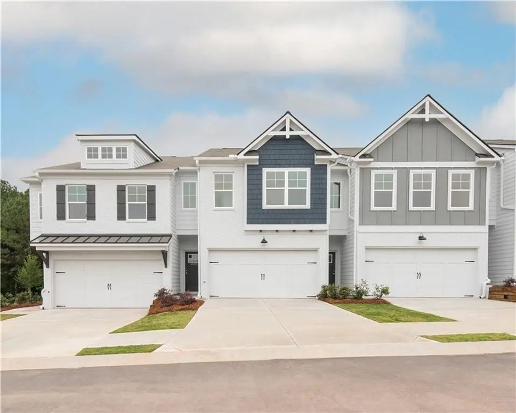 Unit 10 - 1545 Aralynn Court, Conyers