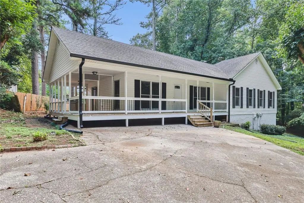 424 Sherwood Drive, Woodstock