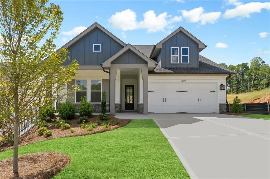 1339 Autumn Lake Drive Sw, Gainesville