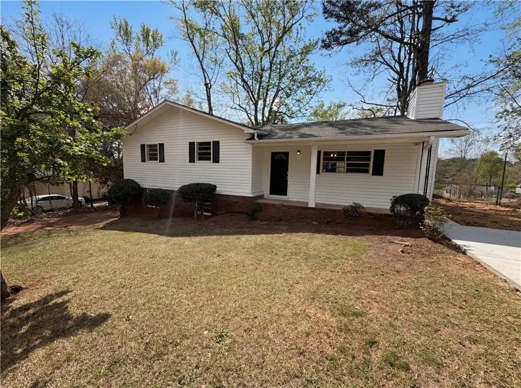 2405 Eric Lane, Douglasville